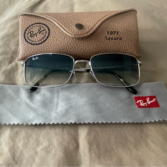 Ray-Ban Silver and Black Square Sunglasses - Picture 1 of 7